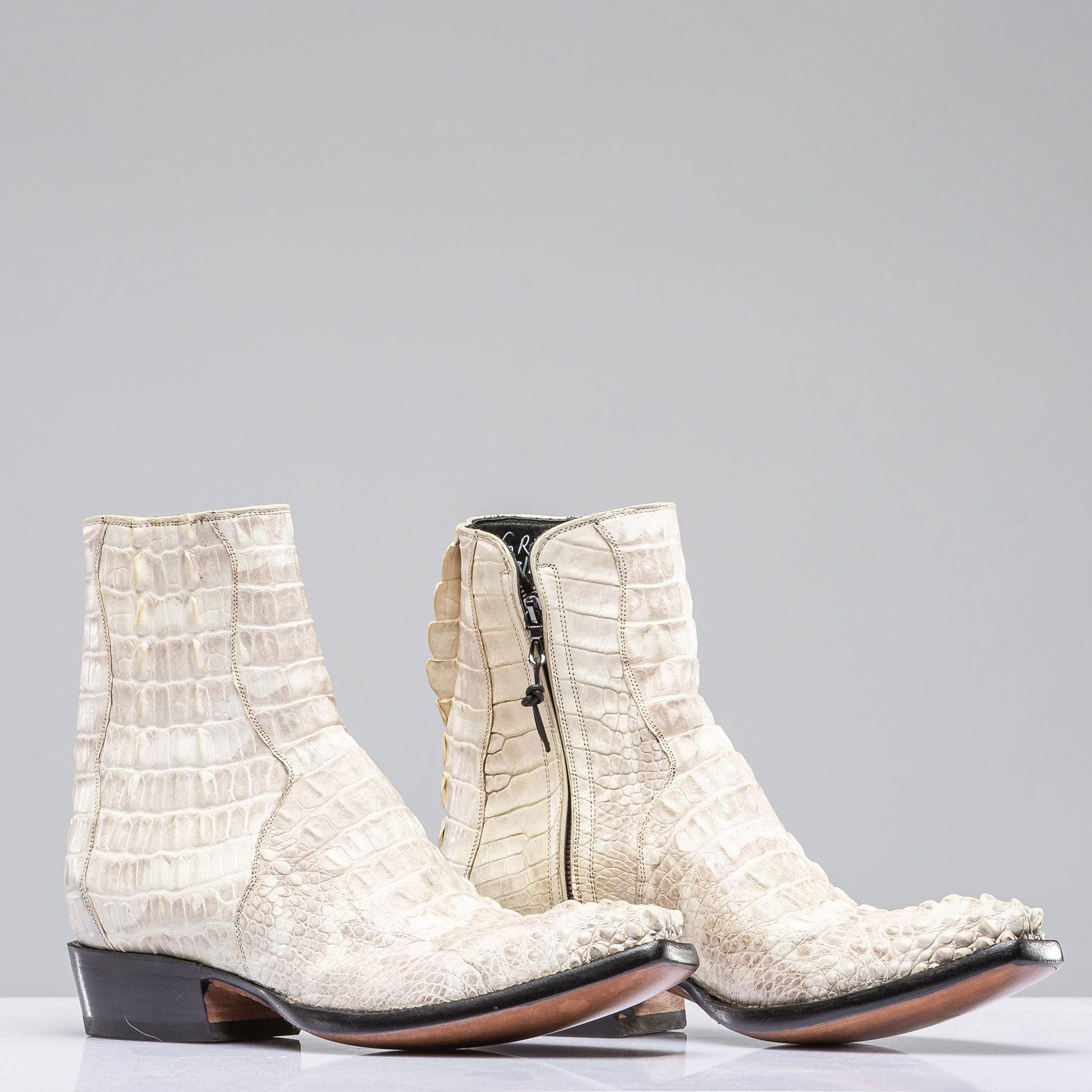 3 Piece Hornback Alligator In Ghost - Image 2
