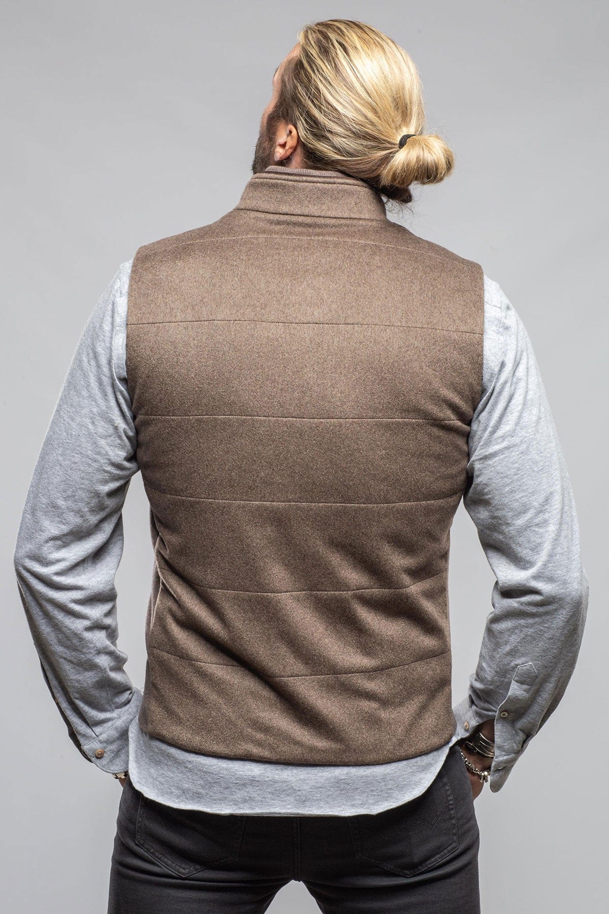 Alba Cashmere Vest In Taupe Grey - Image 4