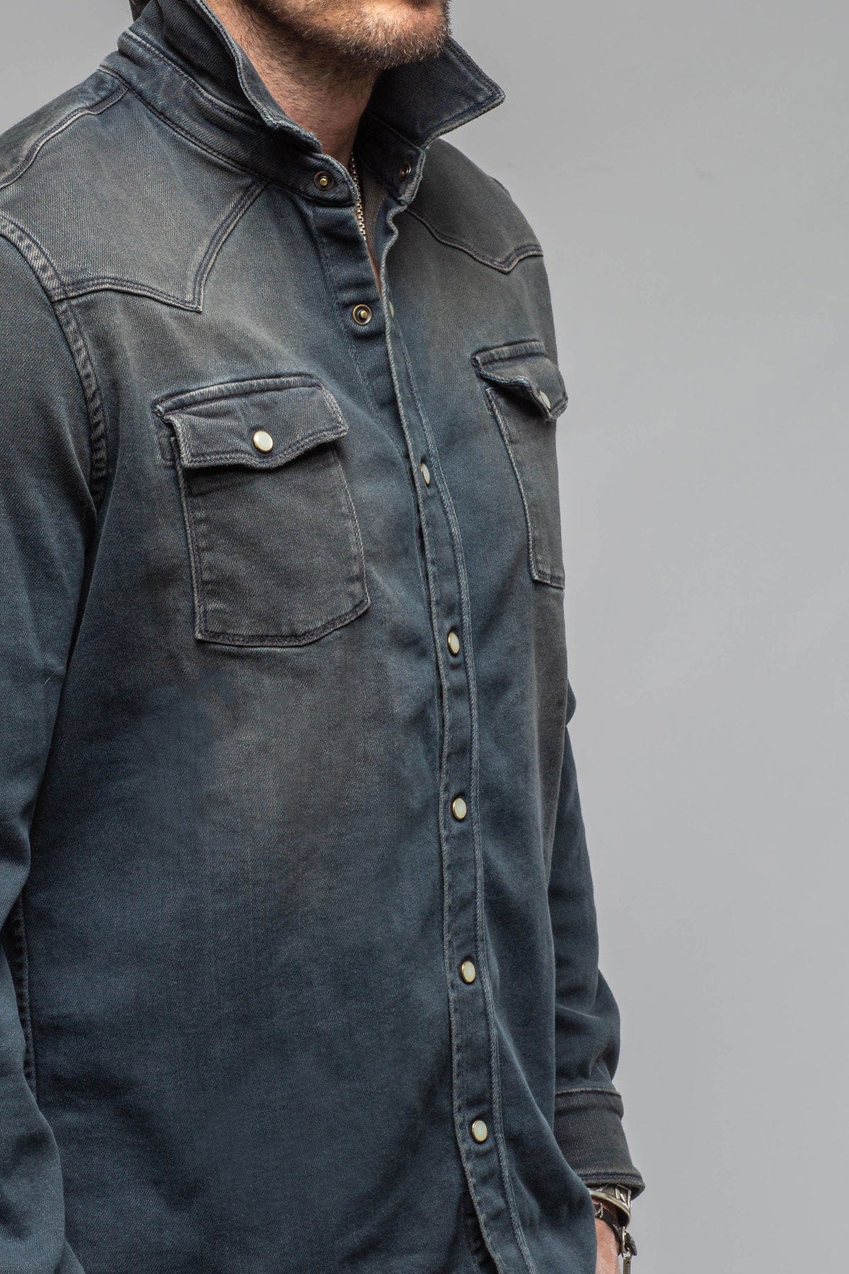 Roper Over-Dyed Western Snap Shirt In Anthracite - Image 3
