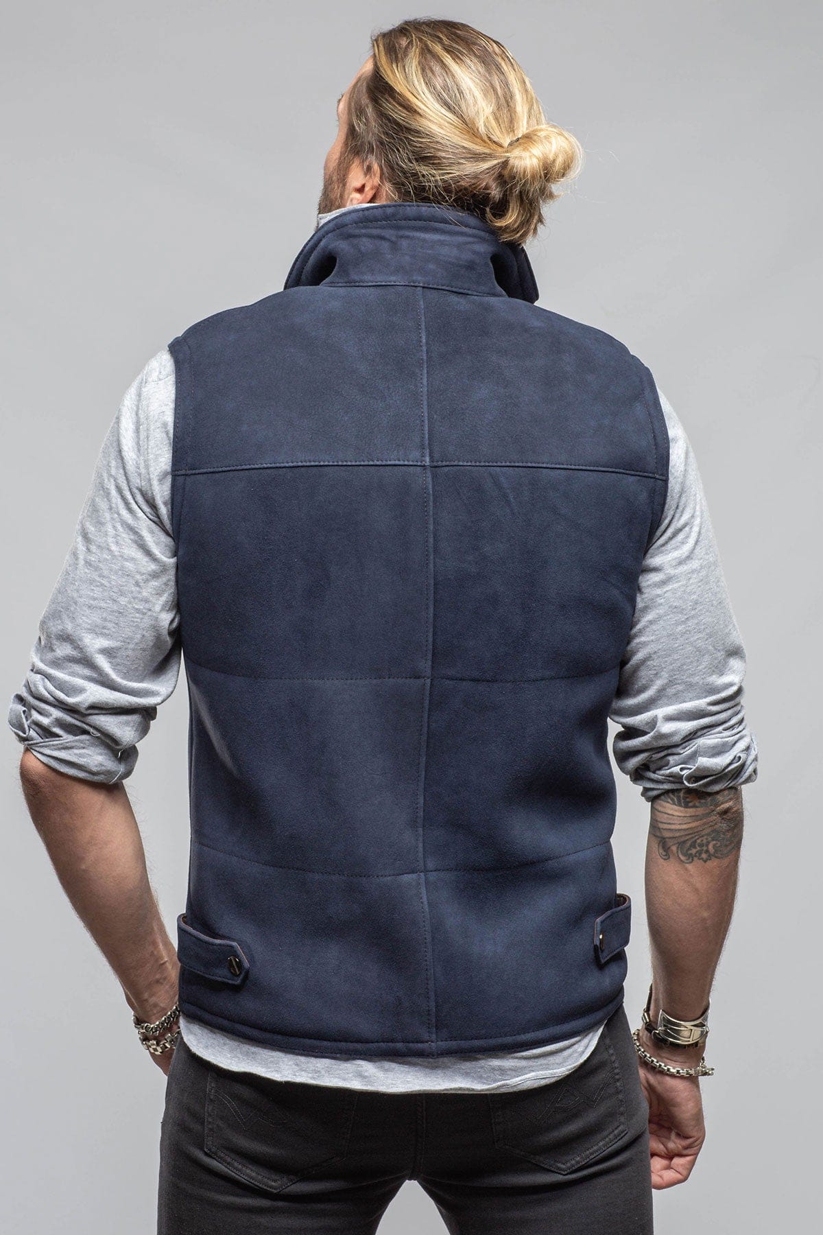 Salish Shearling Vest In Navy - Image 5