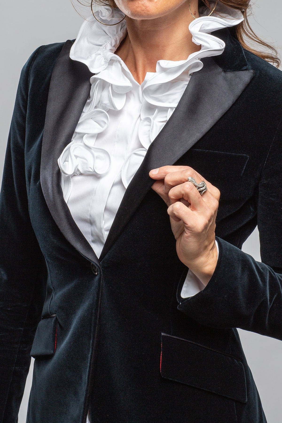 Belvedere Velvet Tuxedo Jacket In Navy - Image 4