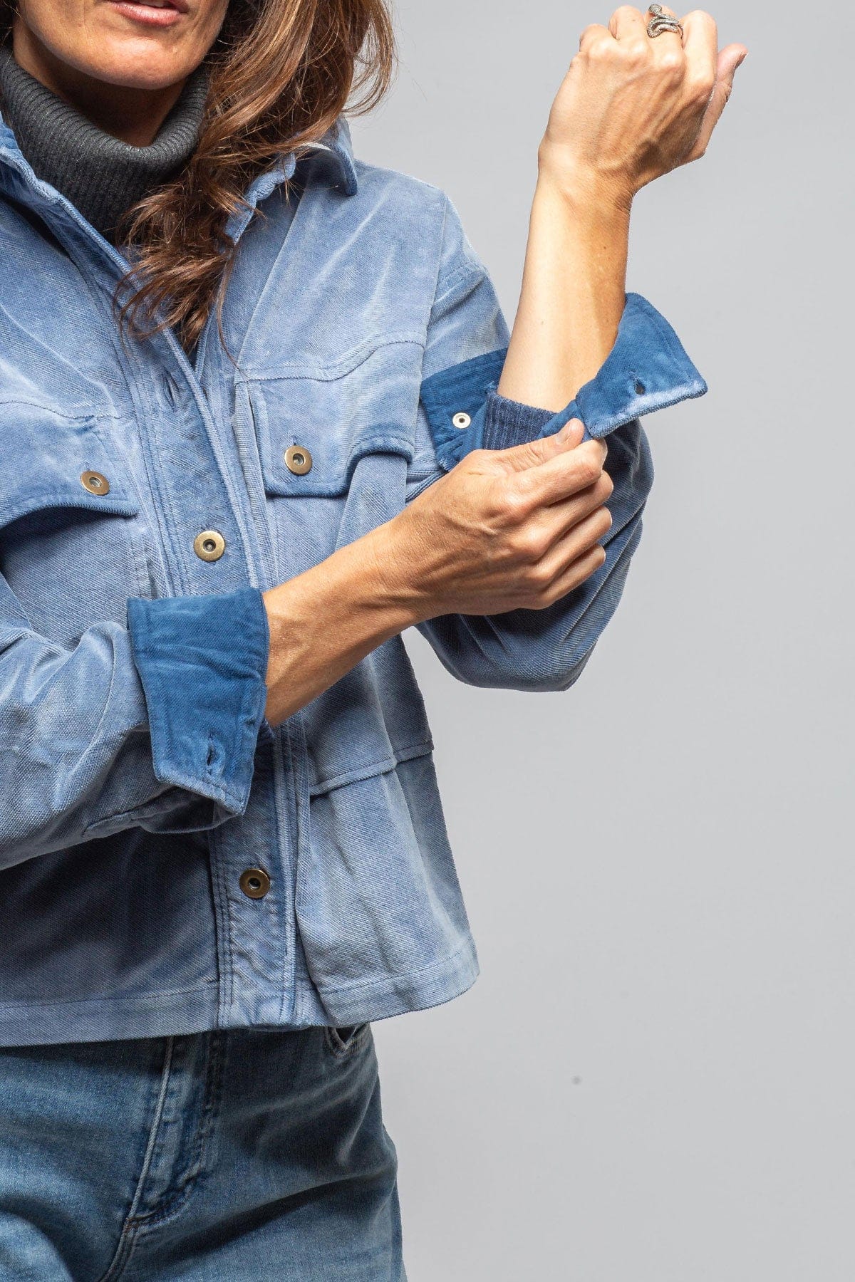 Betel Short Moleskin Jacket In Denim - Image 3
