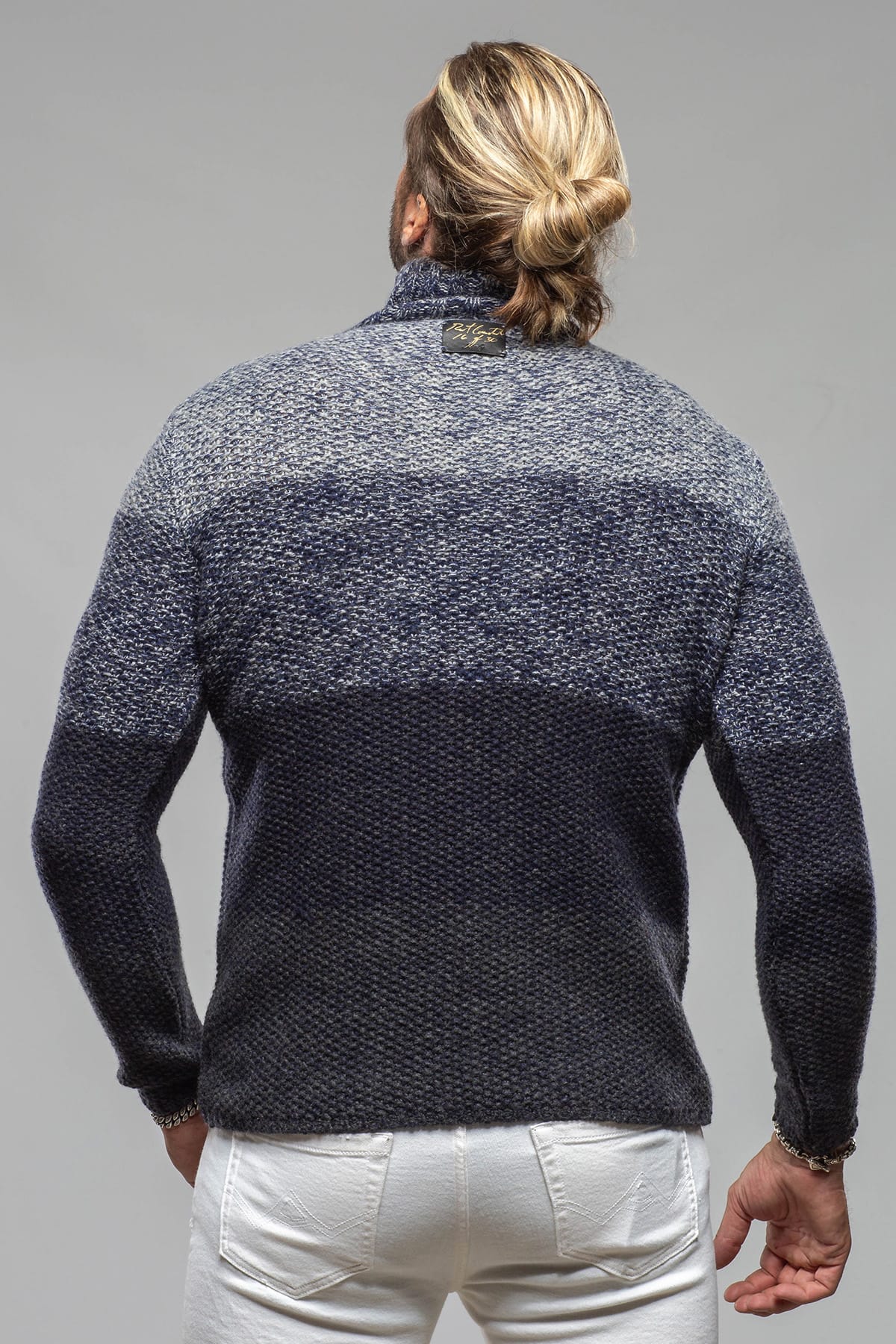 Capton Cashmere Sweater In Multi Blue - Image 4