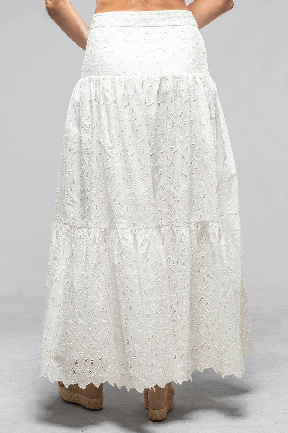 Chantal Eyelit Cotton A-line Skirt - Image 3
