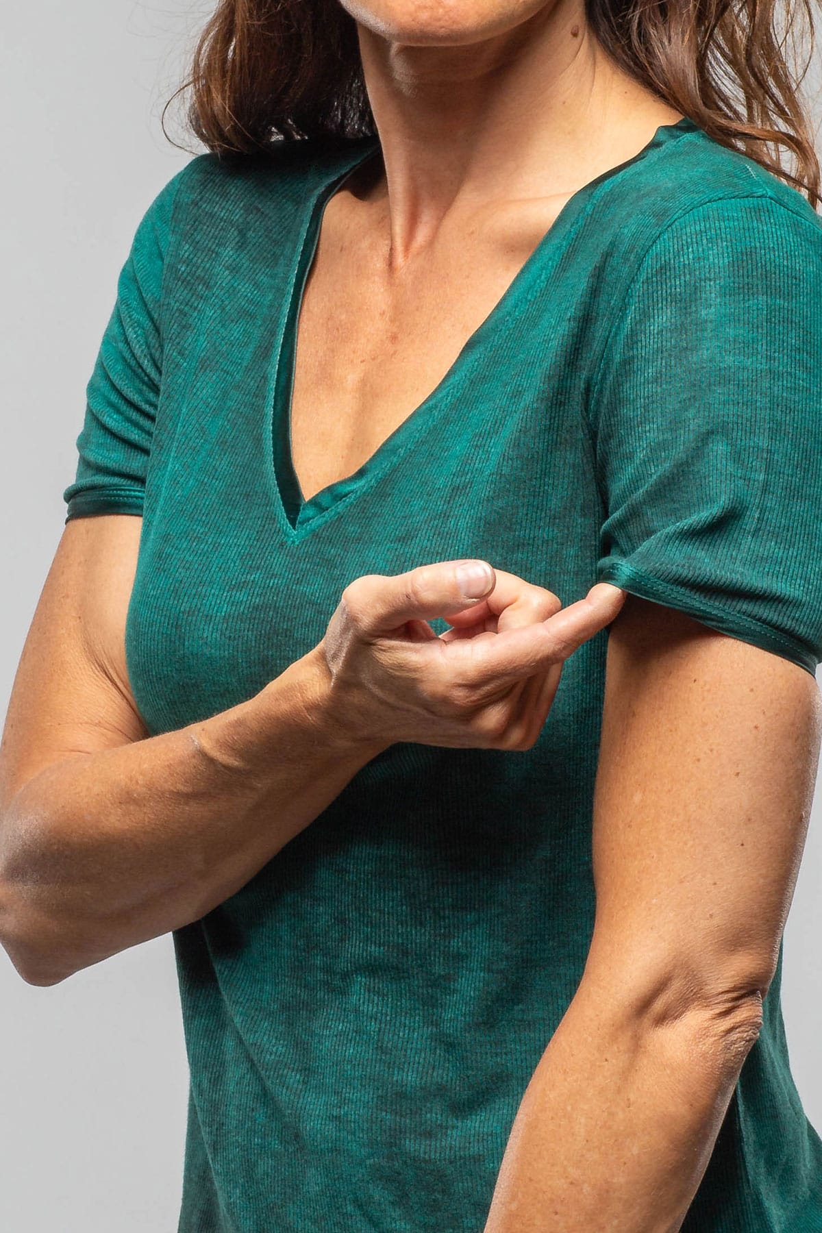 Forio Tee In Dark Mint - Image 4