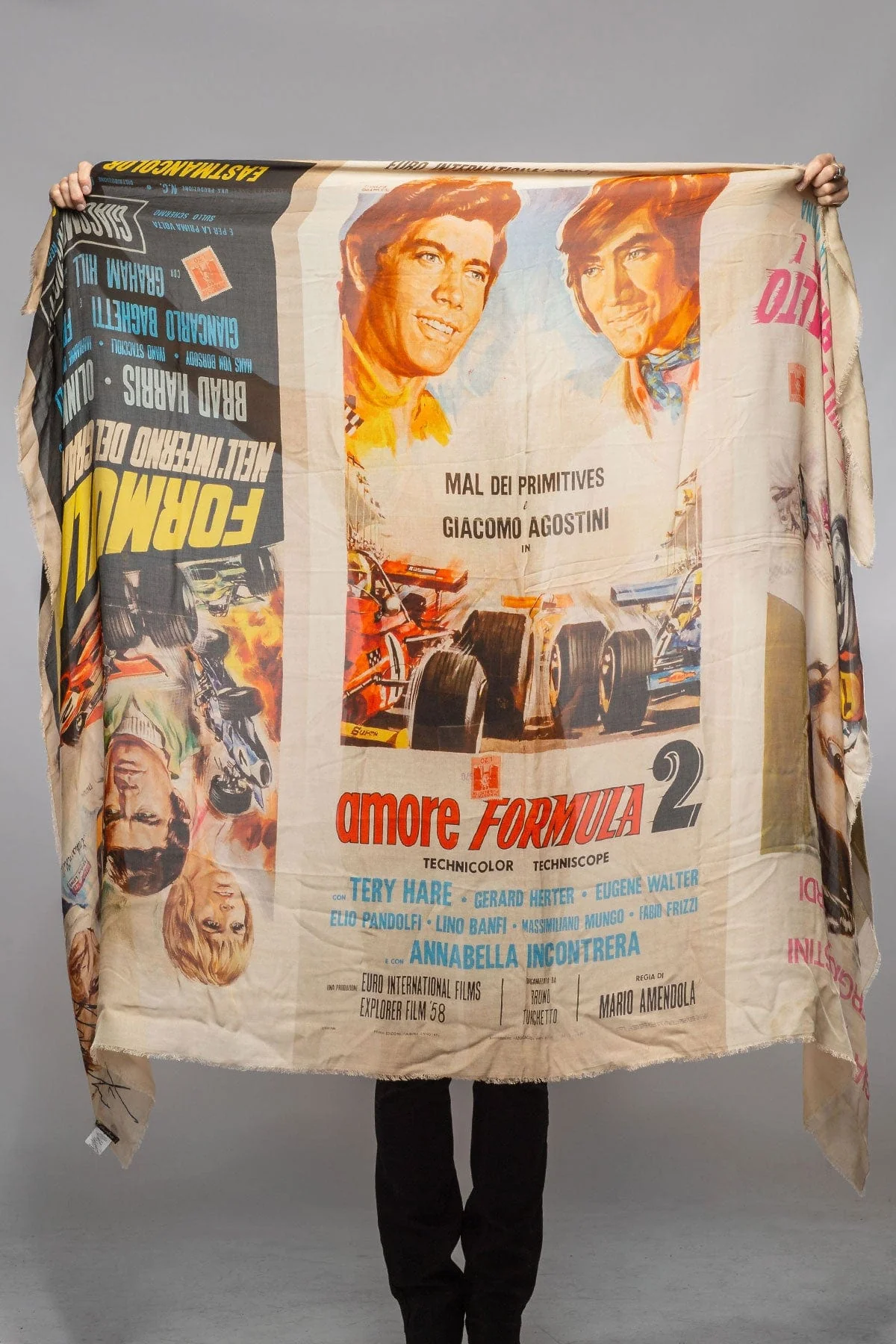 Formula 1 Vintage Poster Scarf - Image 3