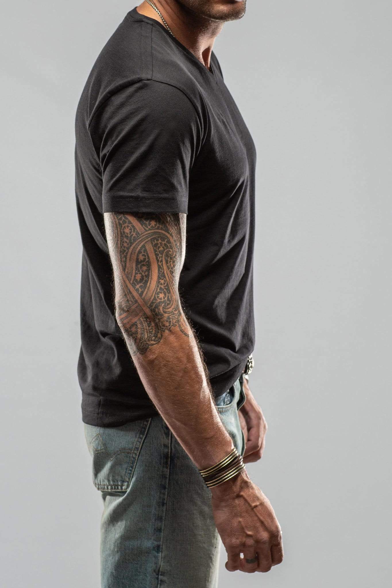 Siena Cotton V Neck Tee In Black - Image 4