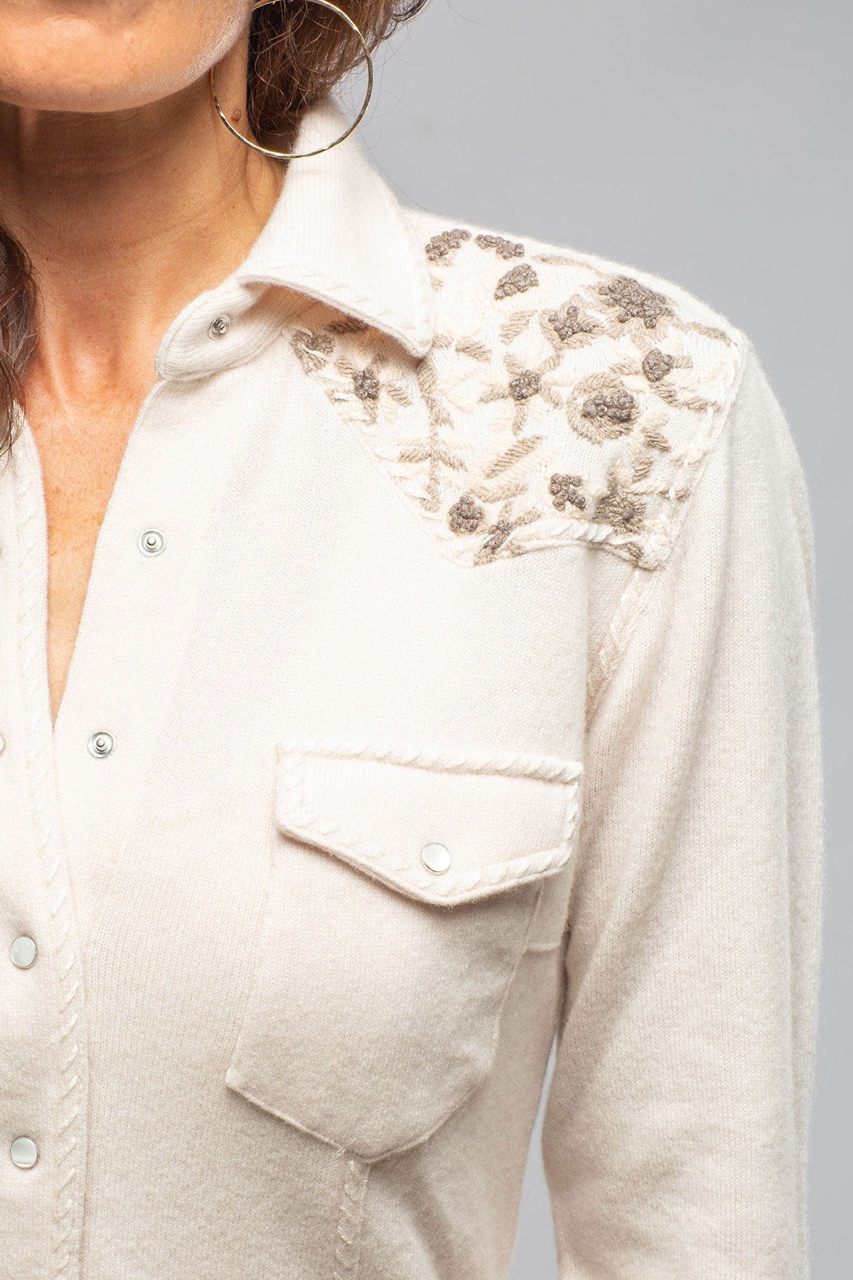 Juliette Embroidered Cashmere Western Shirt In Cream - Image 5
