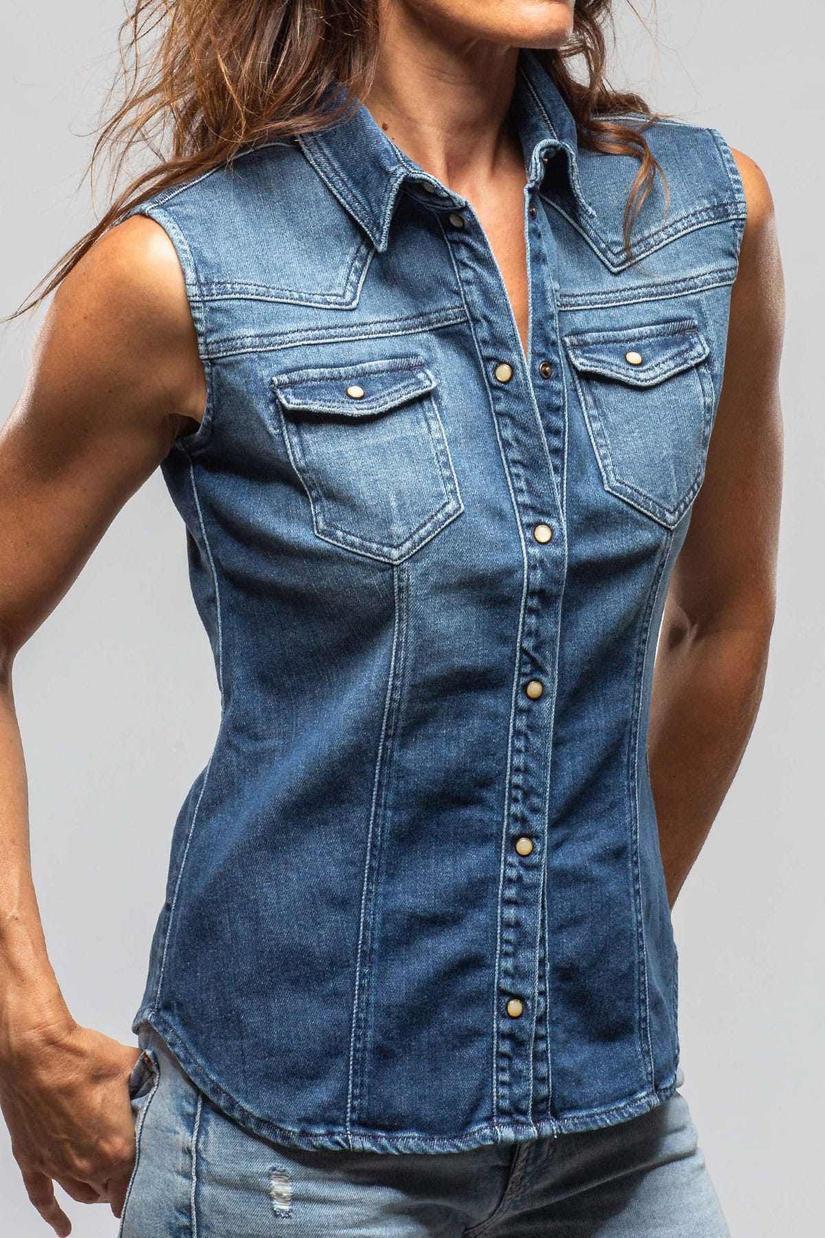 June Sleeveless Denim Snap Shirt In Mid Blue - Image 3
