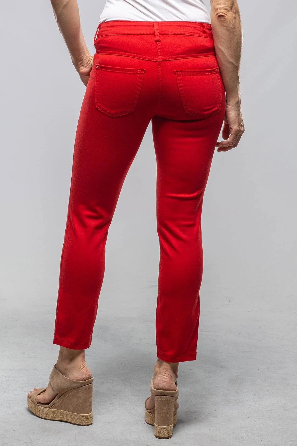 MAC Dream Chic In Ruby Red - Image 4