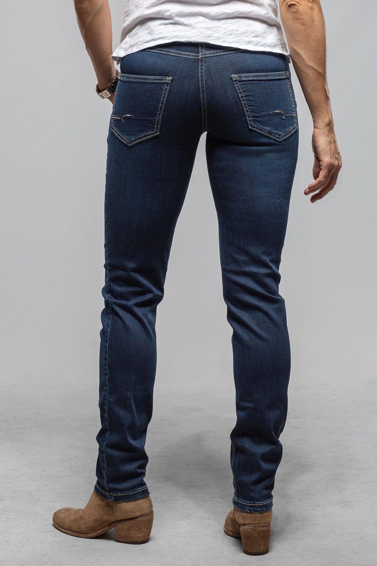 MAC Melanie Perfect Fit Forever Denim In New Basic Wash - Image 2