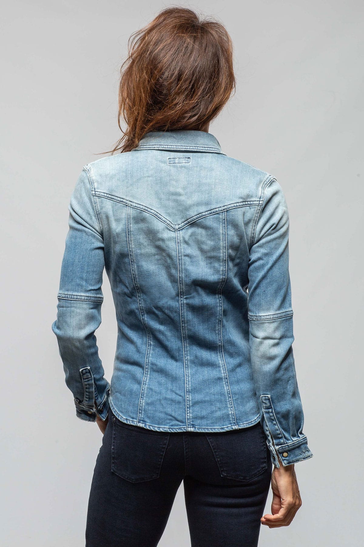 Maddi Fitted Snap Shirt In Distressed Light Wash - Image 6