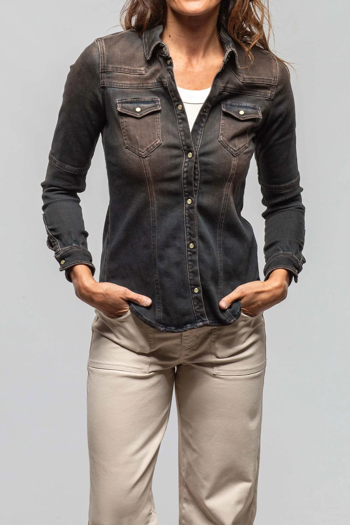 Maddi Fitted Western Snap Shirt In Wenge Over Dye