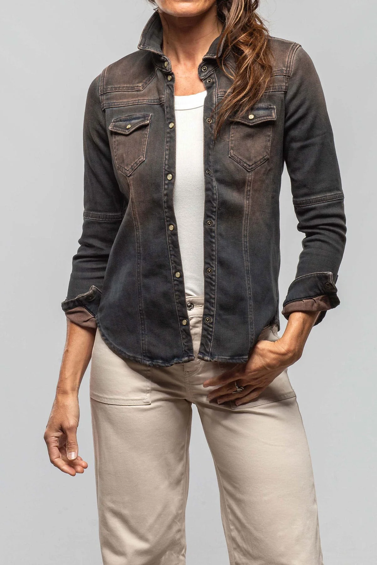 Maddi Fitted Western Snap Shirt In Brown Over Dye - Image 3