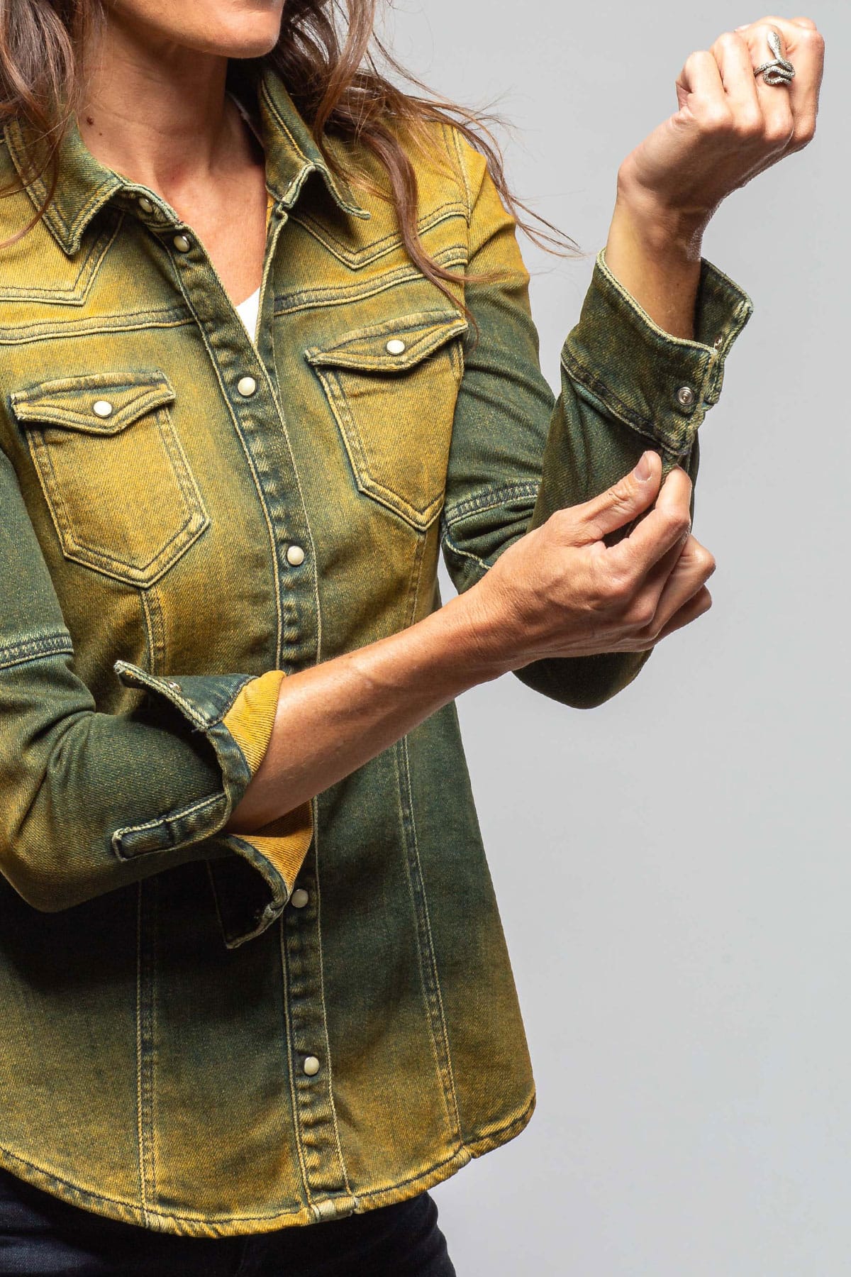 Maddi Fitted Western Snap Shirt In Marigold - Image 4