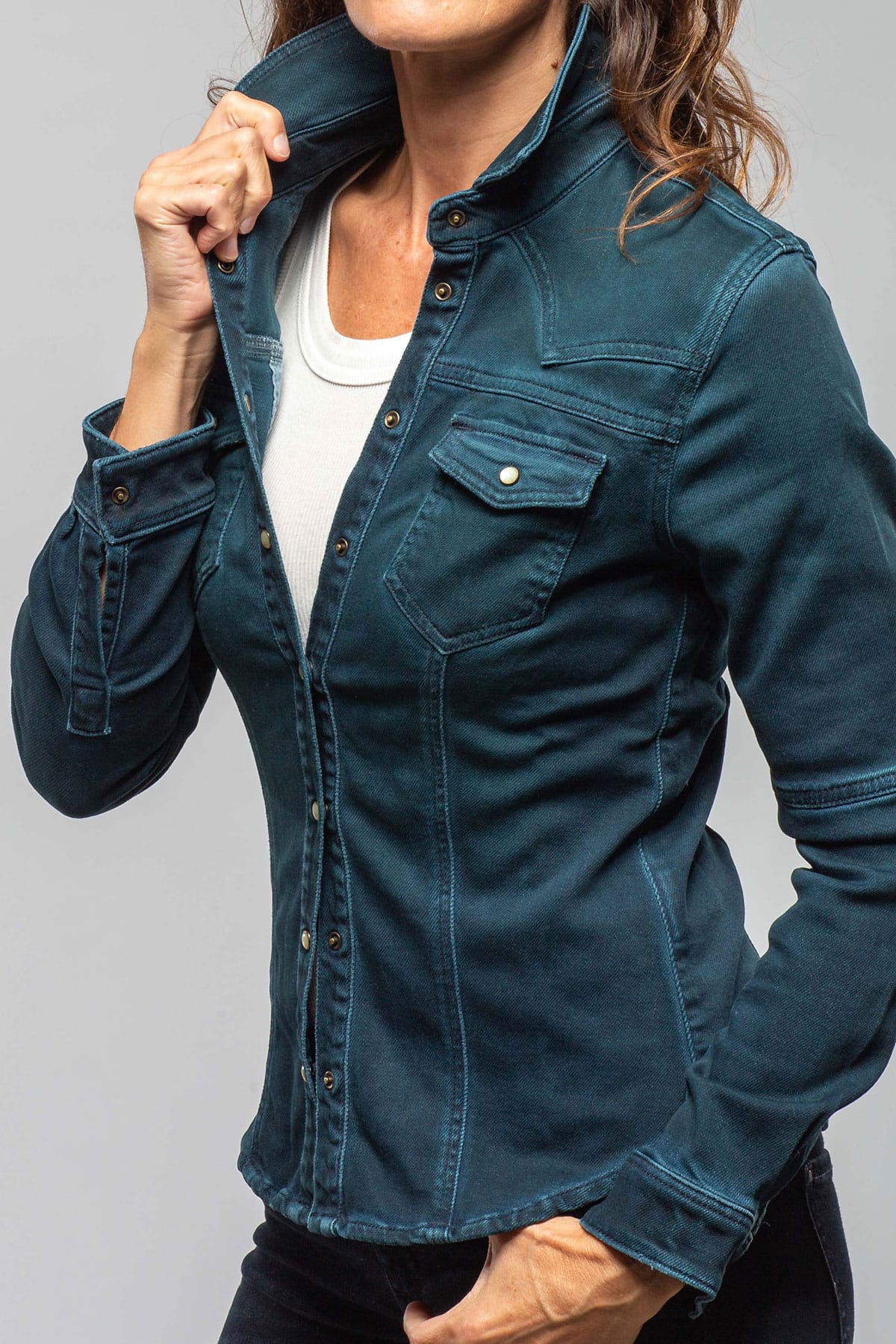 Maddi Fitted Western Snap Shirt In Petrol Over Dye - Image 5