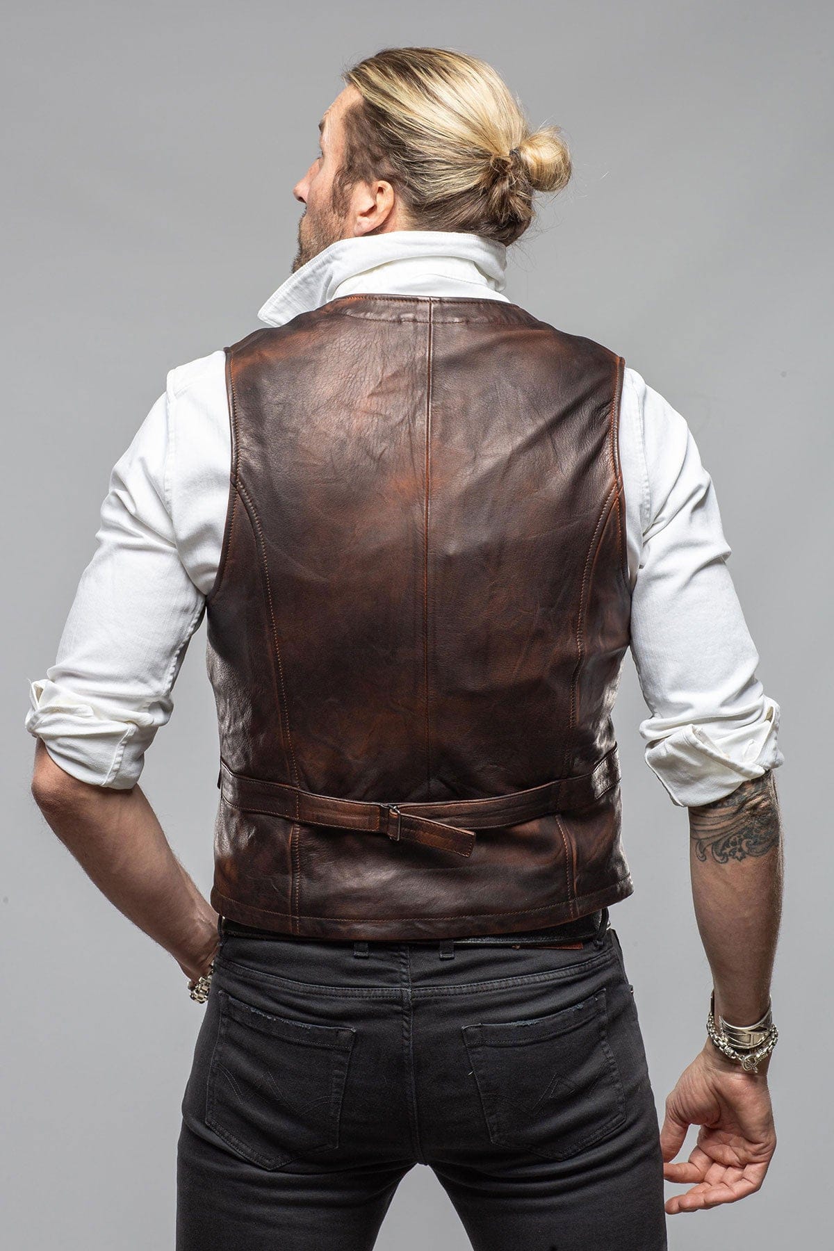 Marlon Vest Smokey Cognac - Image 4