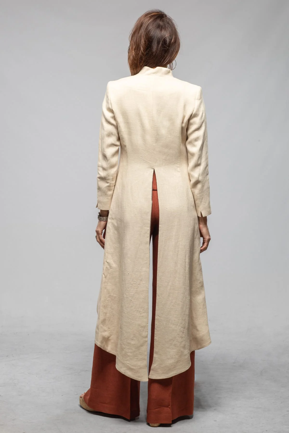 Morgana Long Coat In Heavy Linen Creamy - Image 5