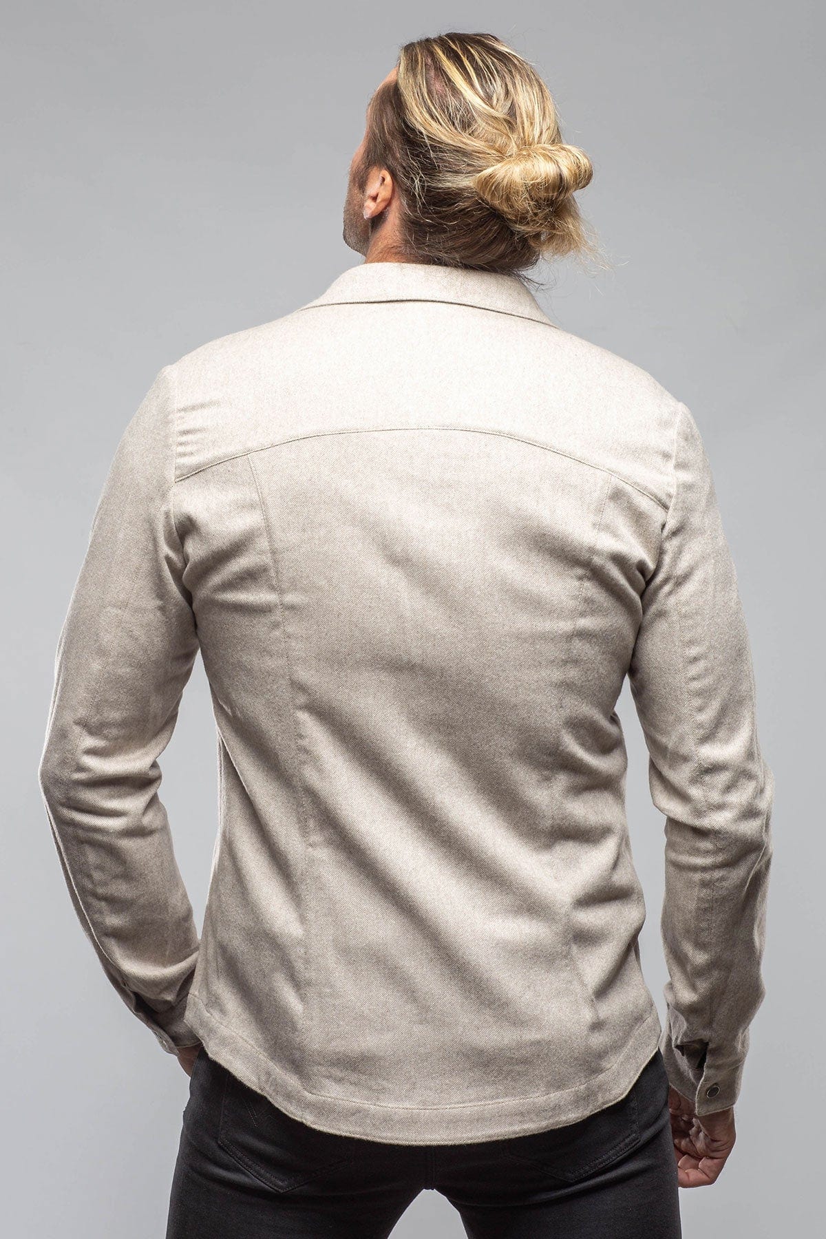 Ashford Lux Cashmere Silk Snap Shirt In Taupe - Image 4