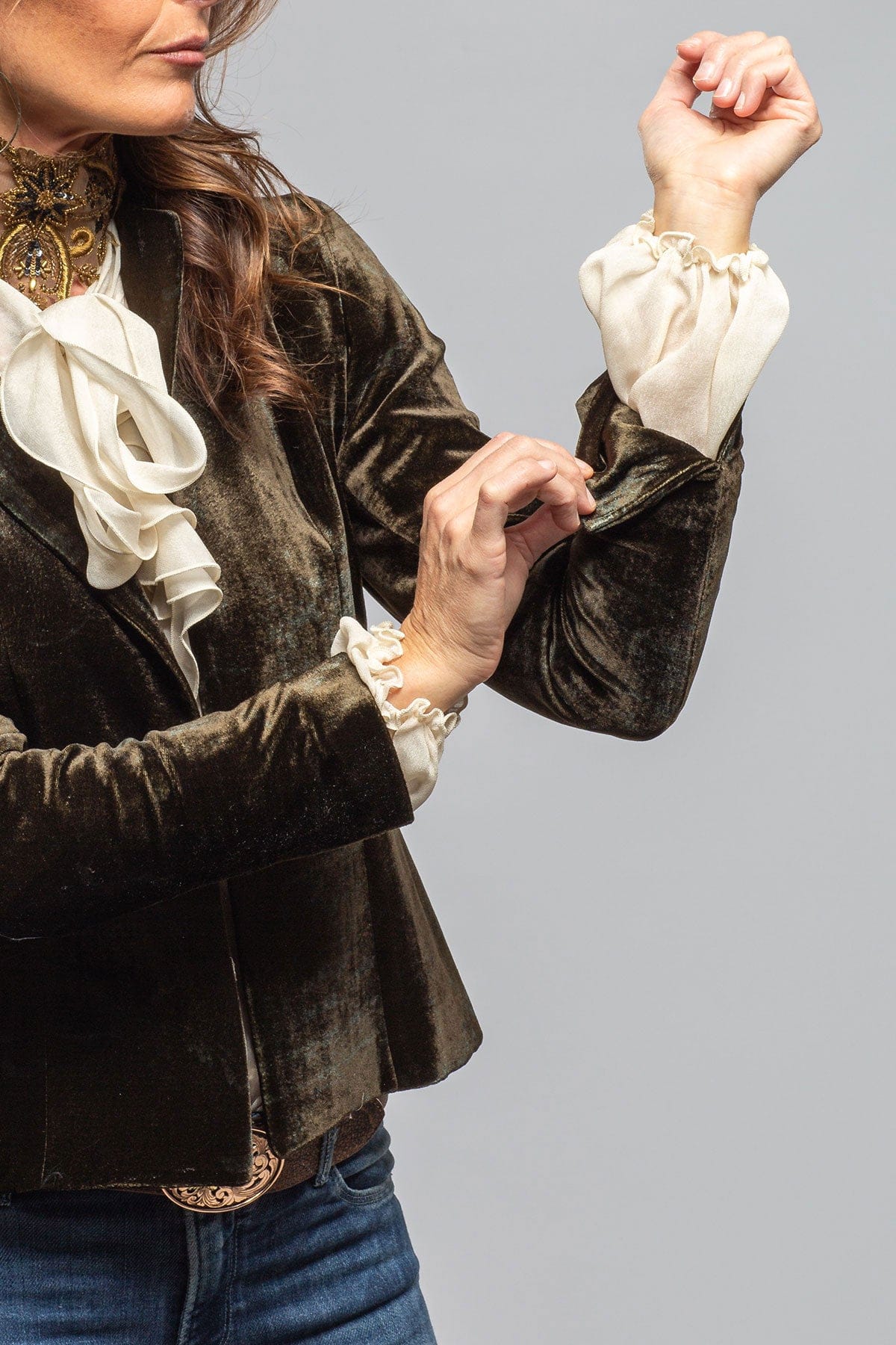 Perth Short Silk Velvet Jacket In Dark Moss - Image 3