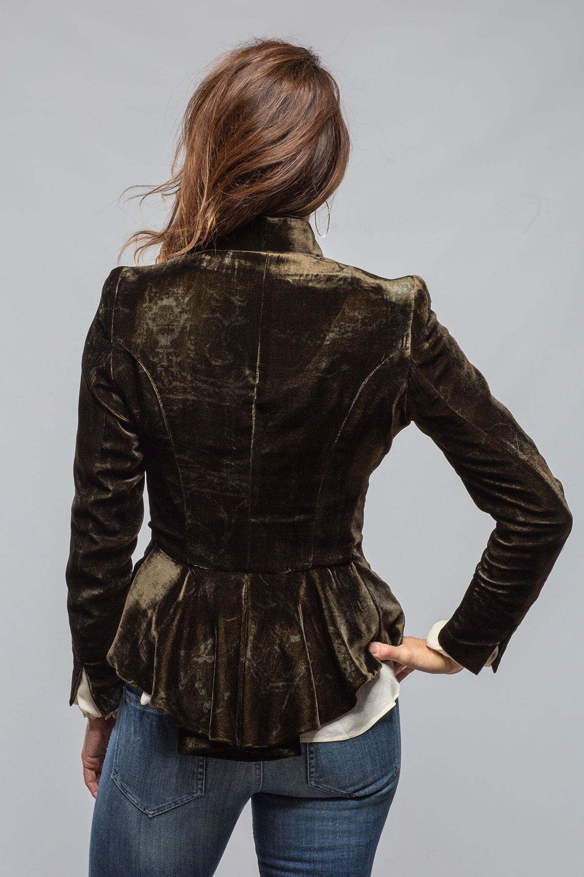 Perth Short Silk Velvet Jacket In Dark Moss - Image 4