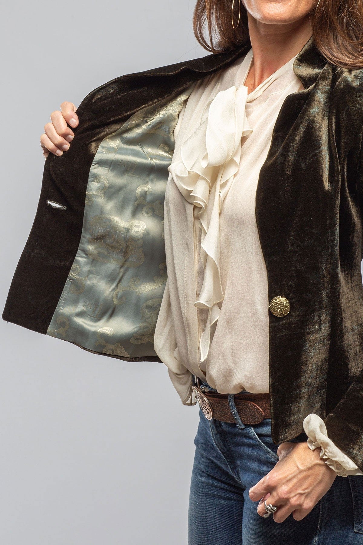 Perth Short Silk Velvet Jacket In Dark Moss - Image 7