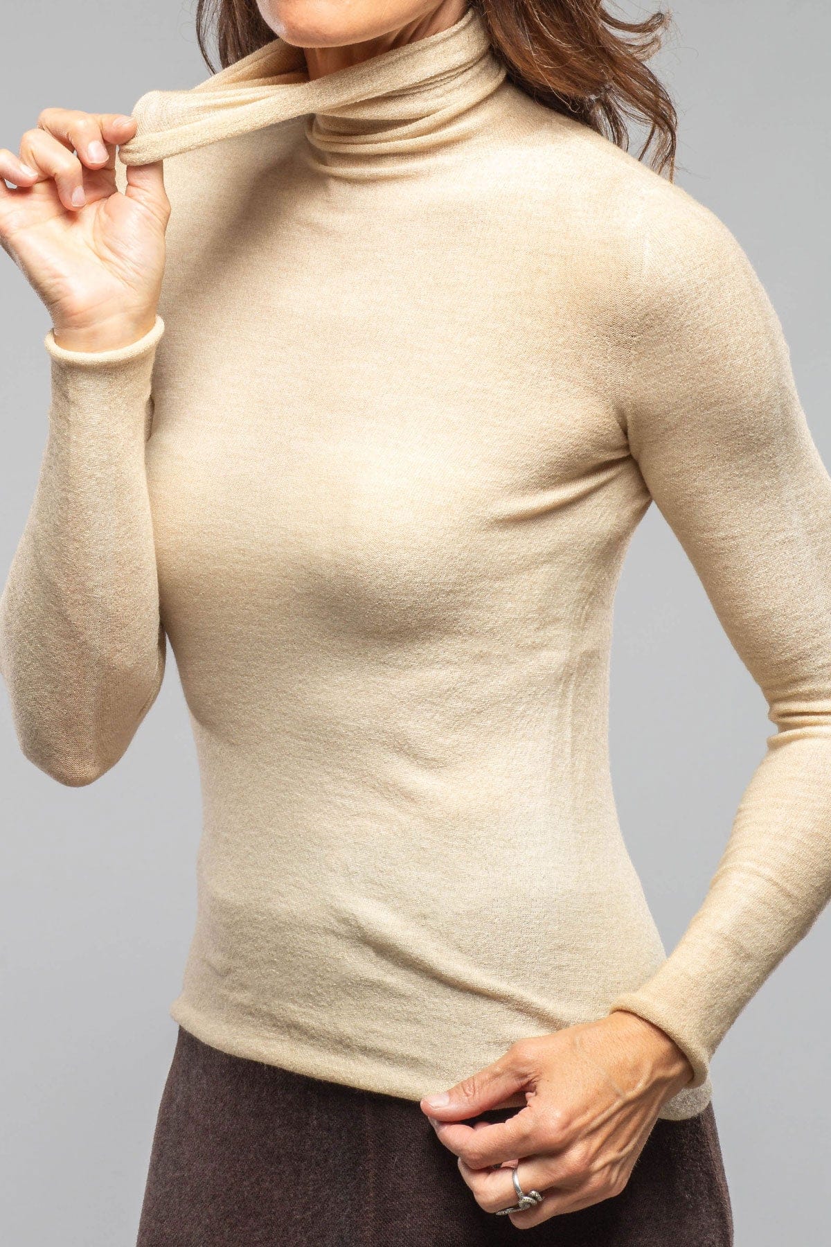 Prosaic Cashmere Silk Turtleneck In Beige - Image 2