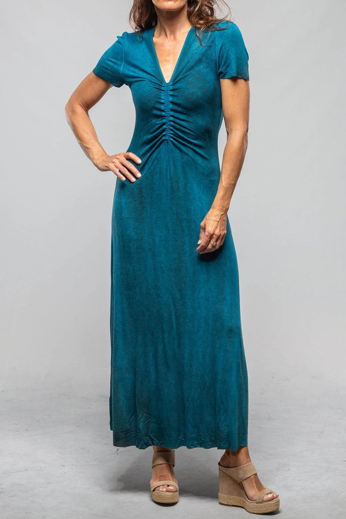 Quay Short Sleeve Ribbed Modal Dress In Dark Topaz