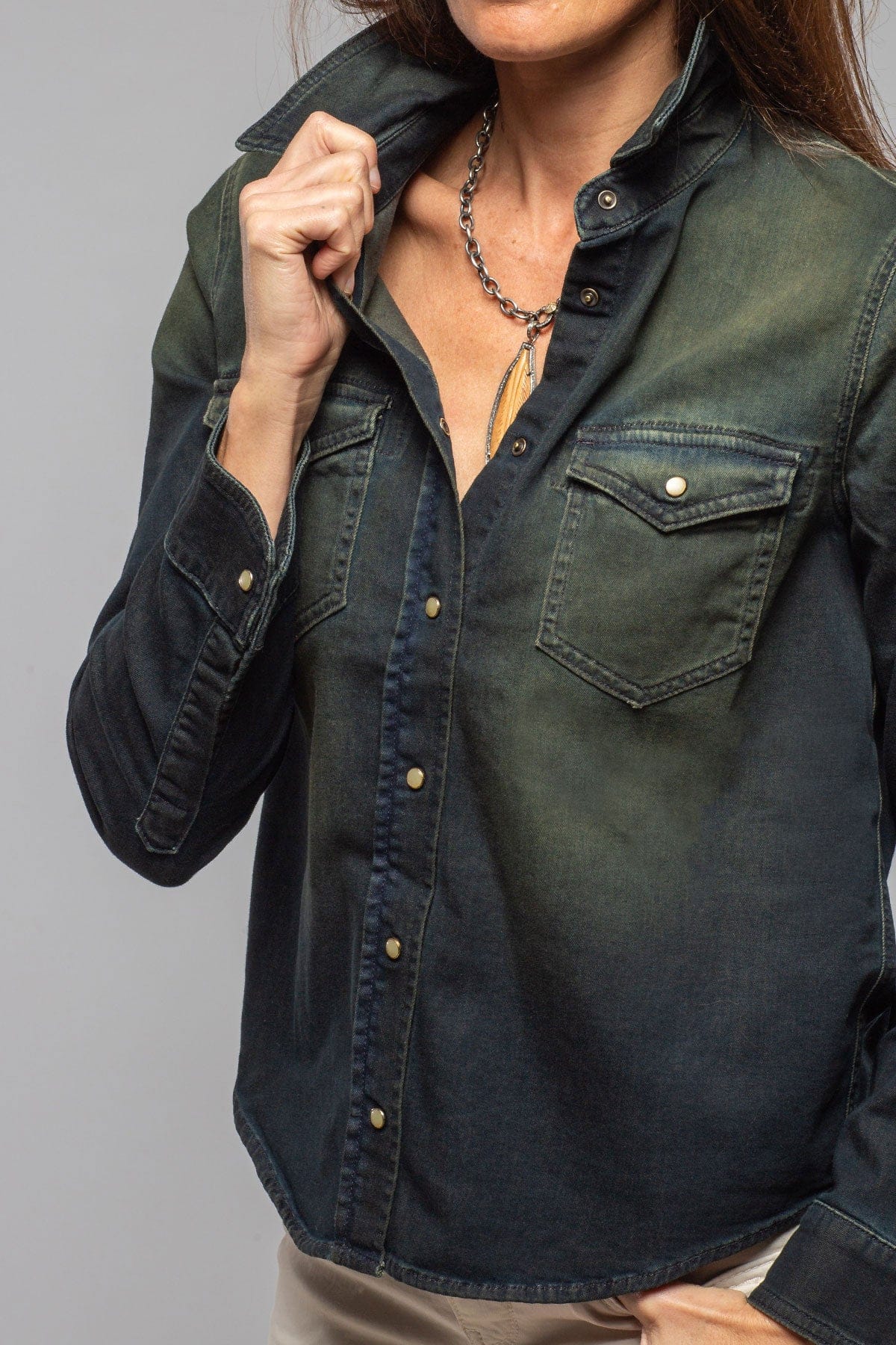 Ricky Western Chambray Shirt In Iguana Overdye - Image 4