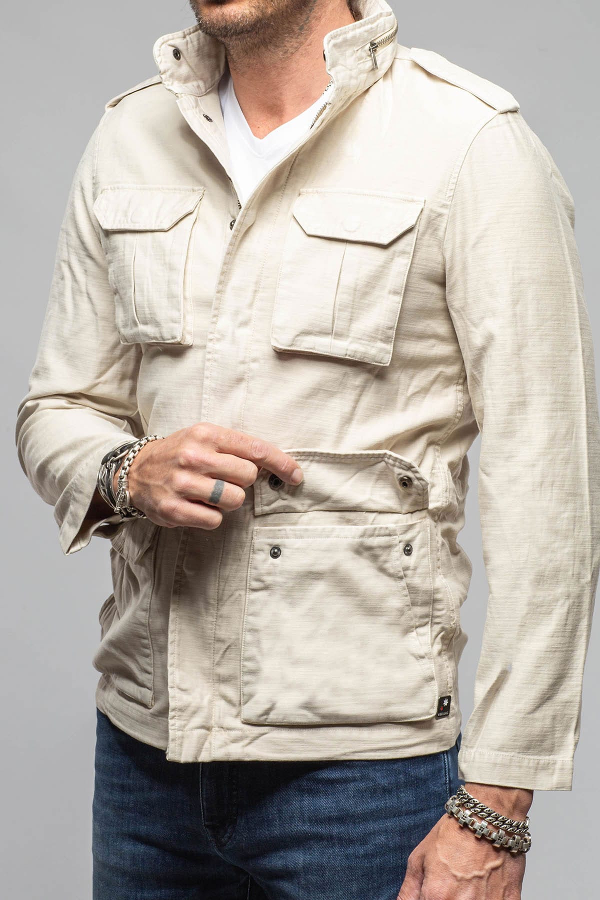 Savu Linen Jacket In Khaki - Image 2