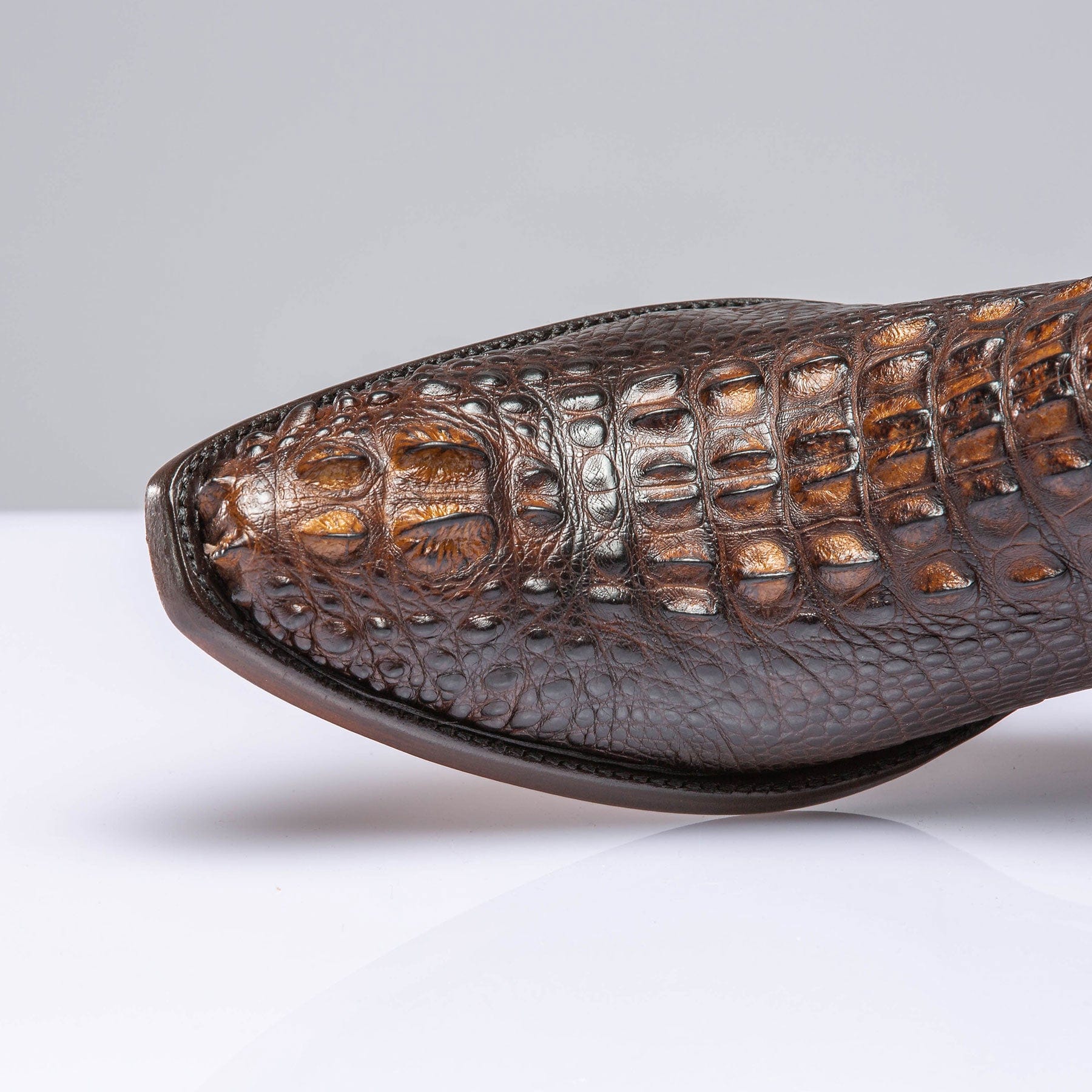 3 Piece Hornback Alligator In Antique Congnac - Image 3