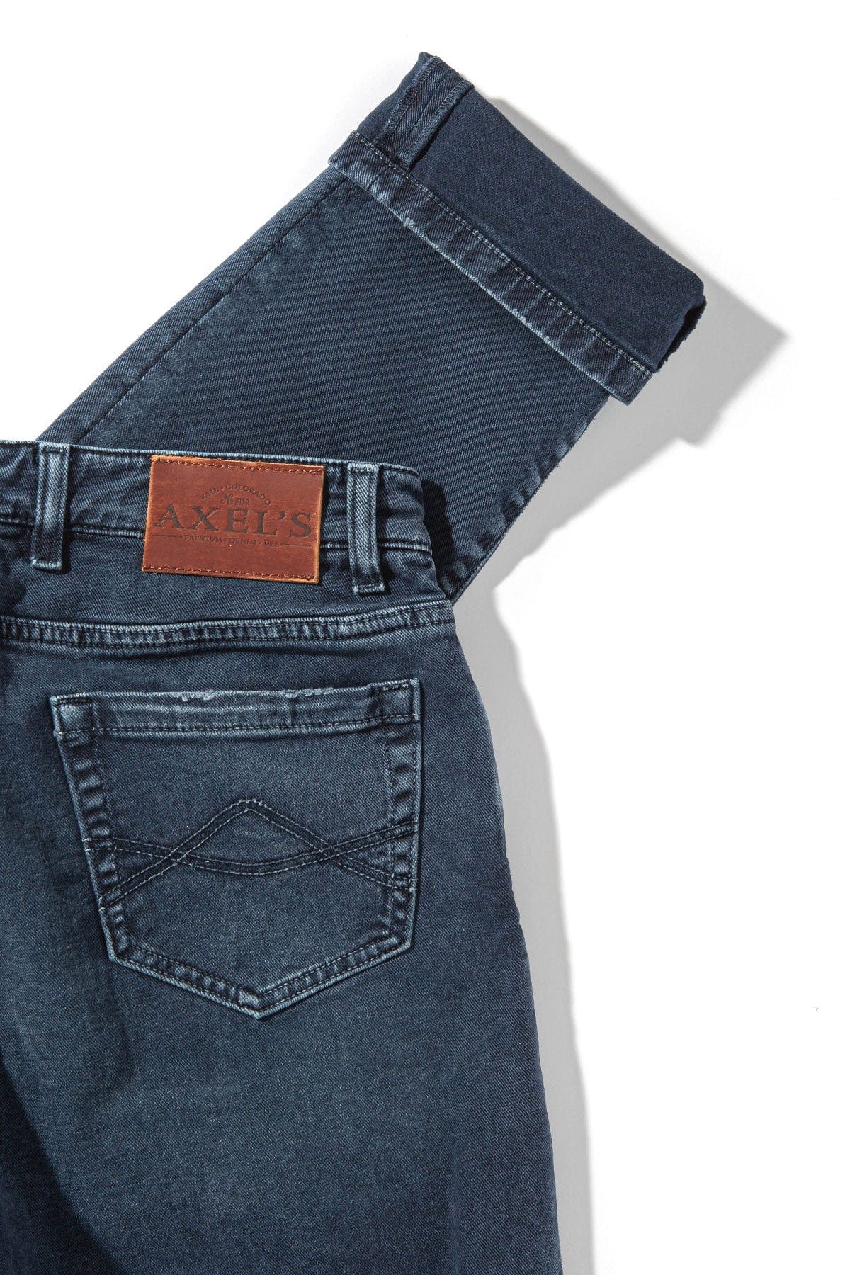 Silverton Worn-In Slim Straight Denim In Blu Oxford - Image 3