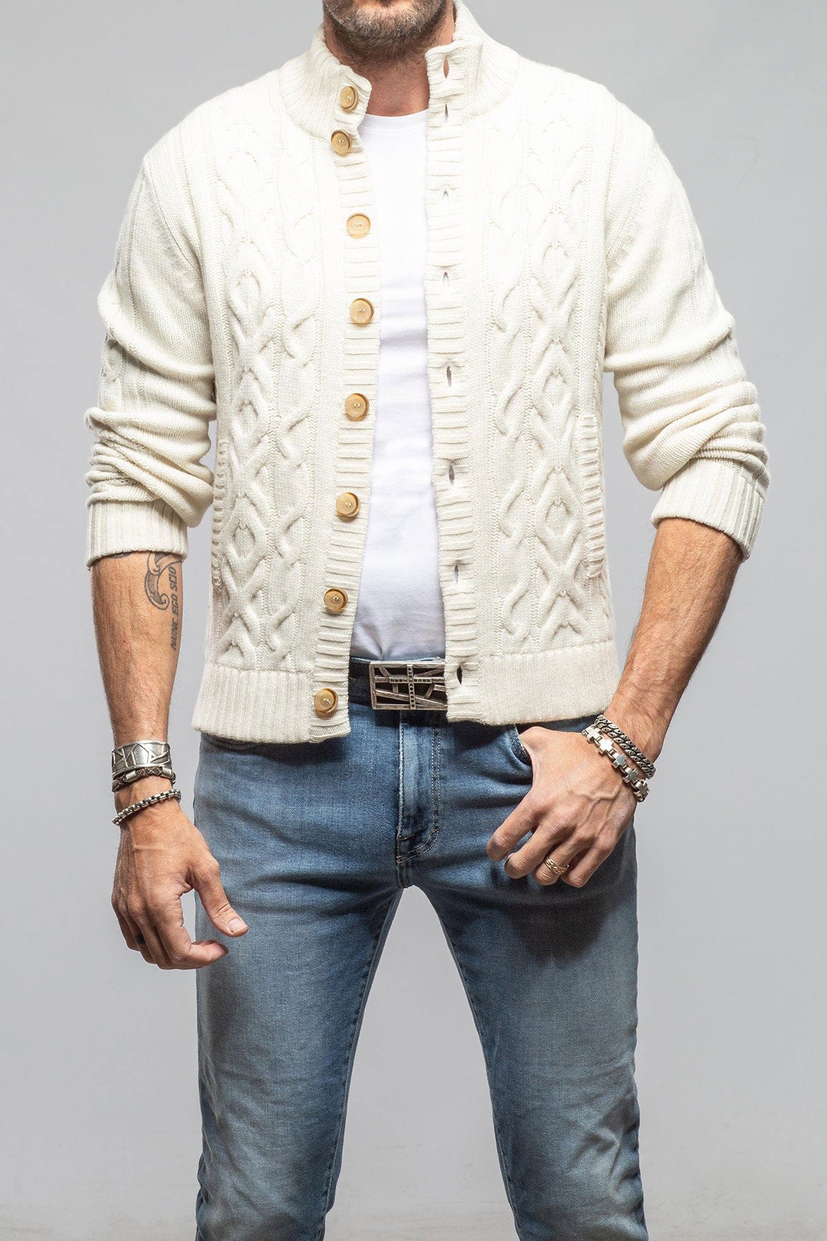 Smythe Cashmere Cardigan In Cream - Image 2