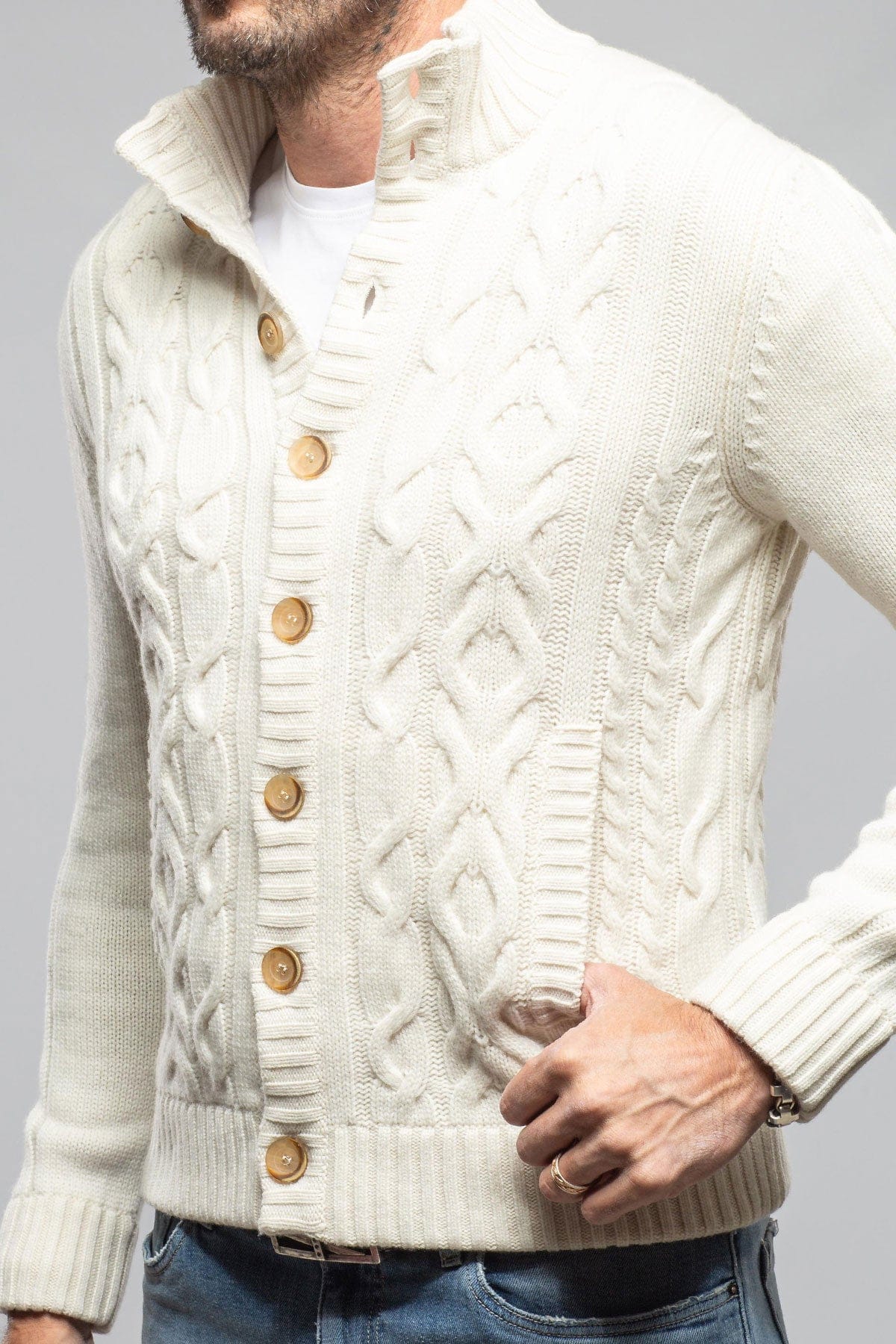 Smythe Cashmere Cardigan In Cream - Image 4
