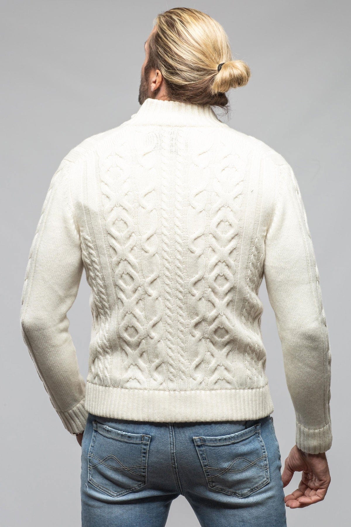 Smythe Cashmere Cardigan In Cream - Image 6