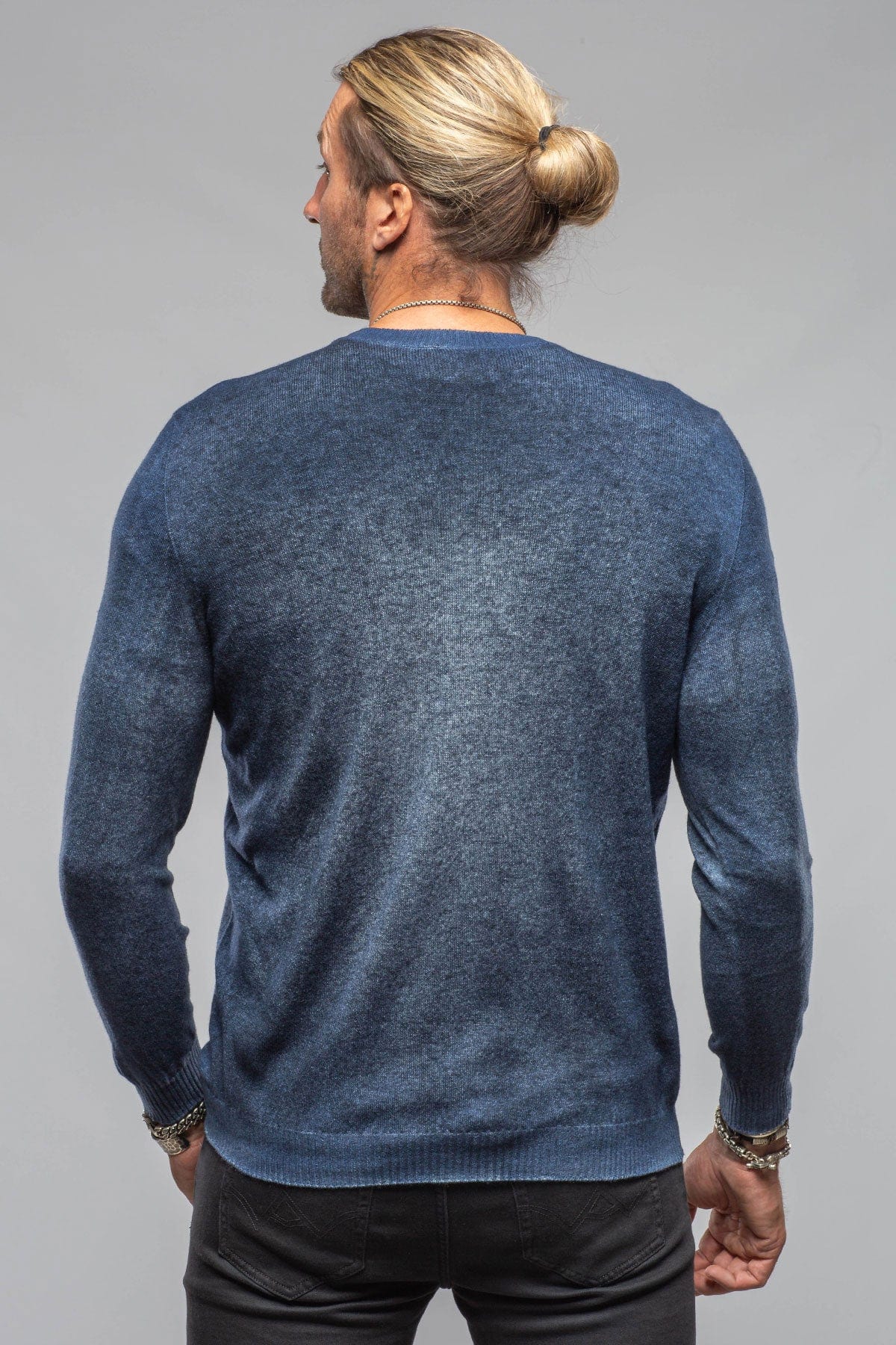 Sundust Cashmere Crew Sweater In Midnight - Image 4