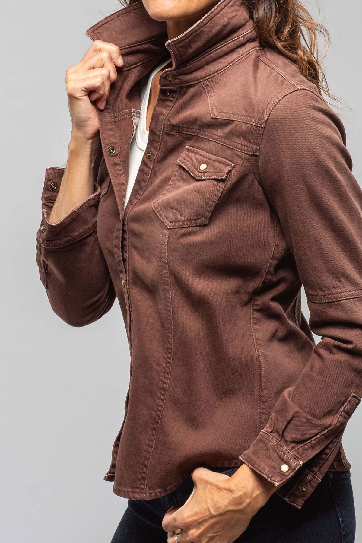 Sweetwater Denim Shirt In Mogano - Image 5