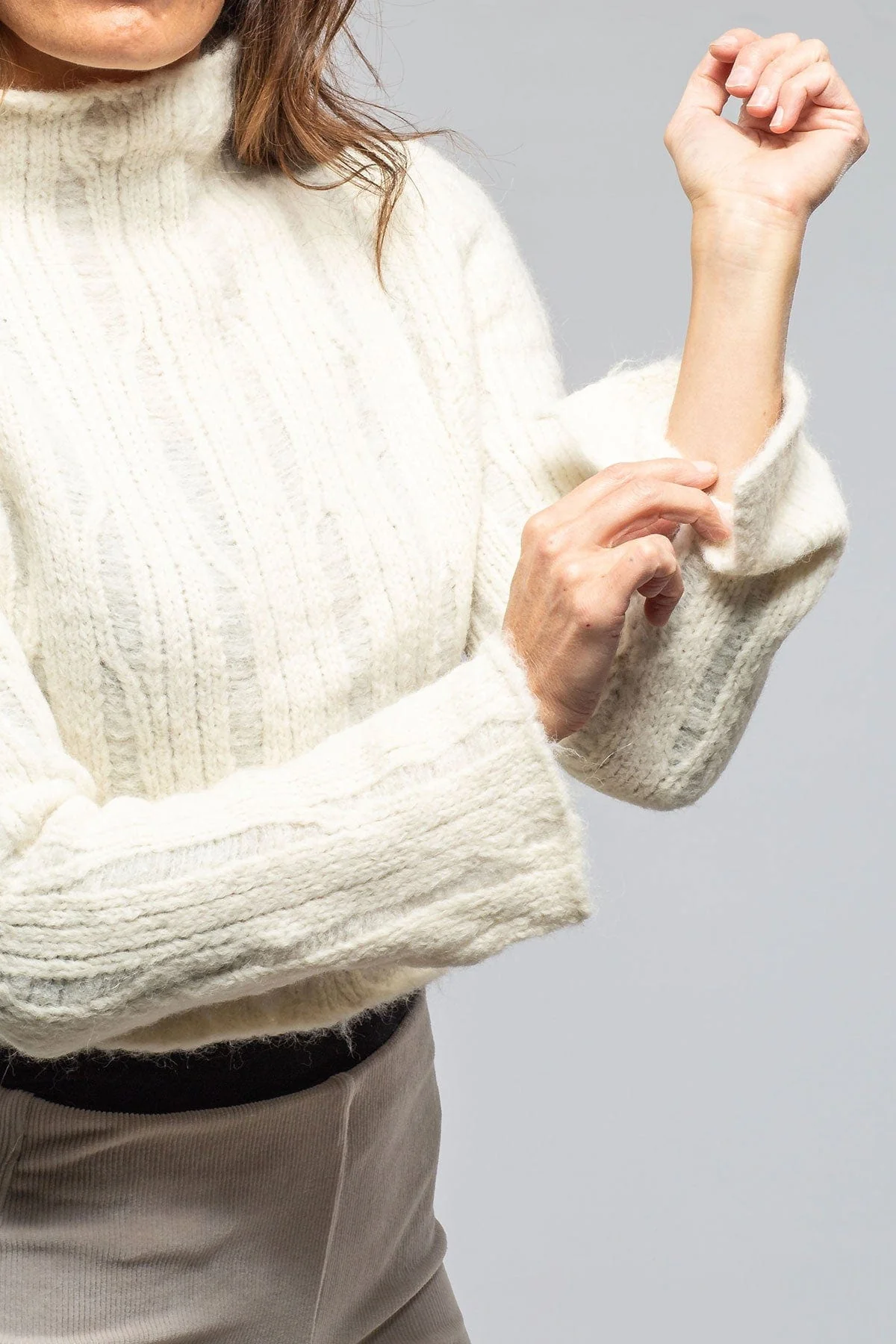 Tania Cropped Baby Alpaca Sweater In Ivory - Image 2