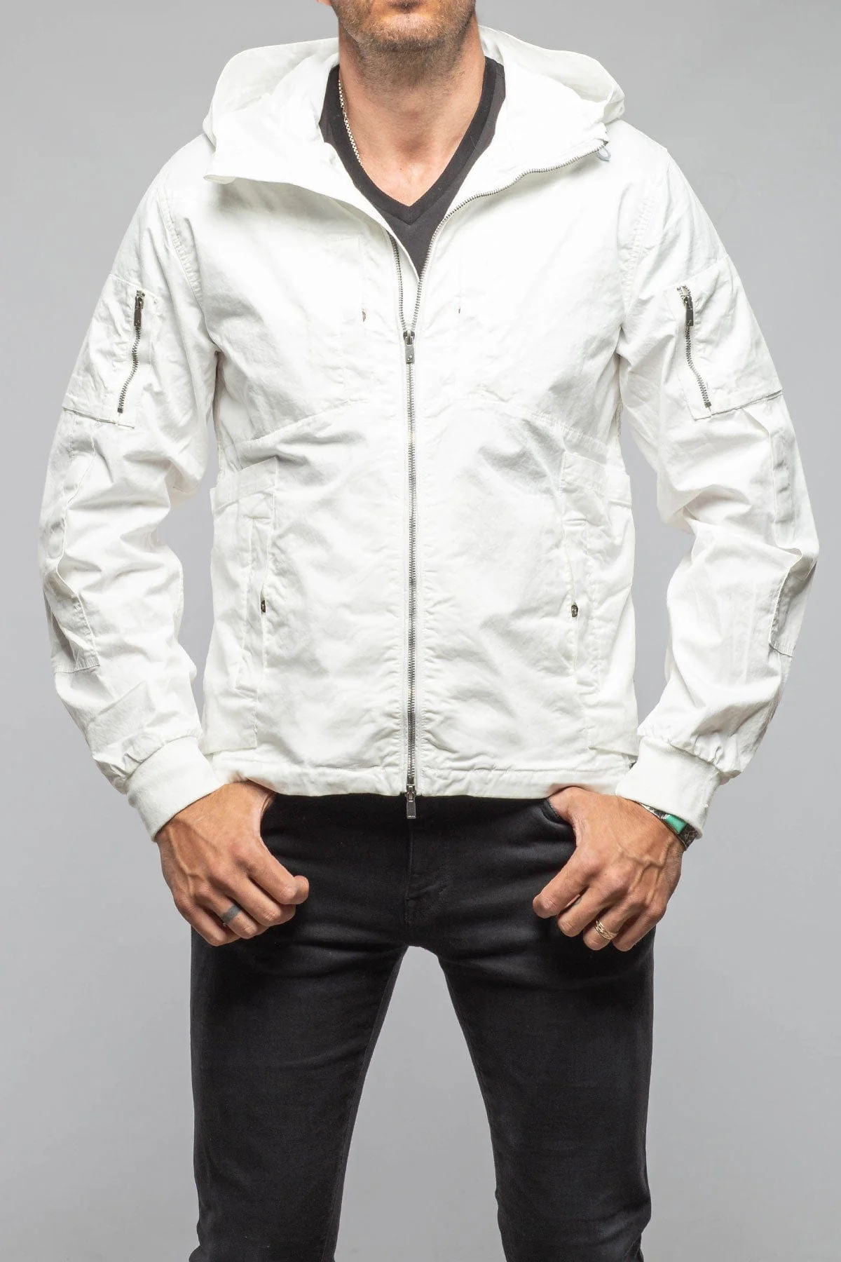 Tavalu Utility Hoodie In White - Image 2