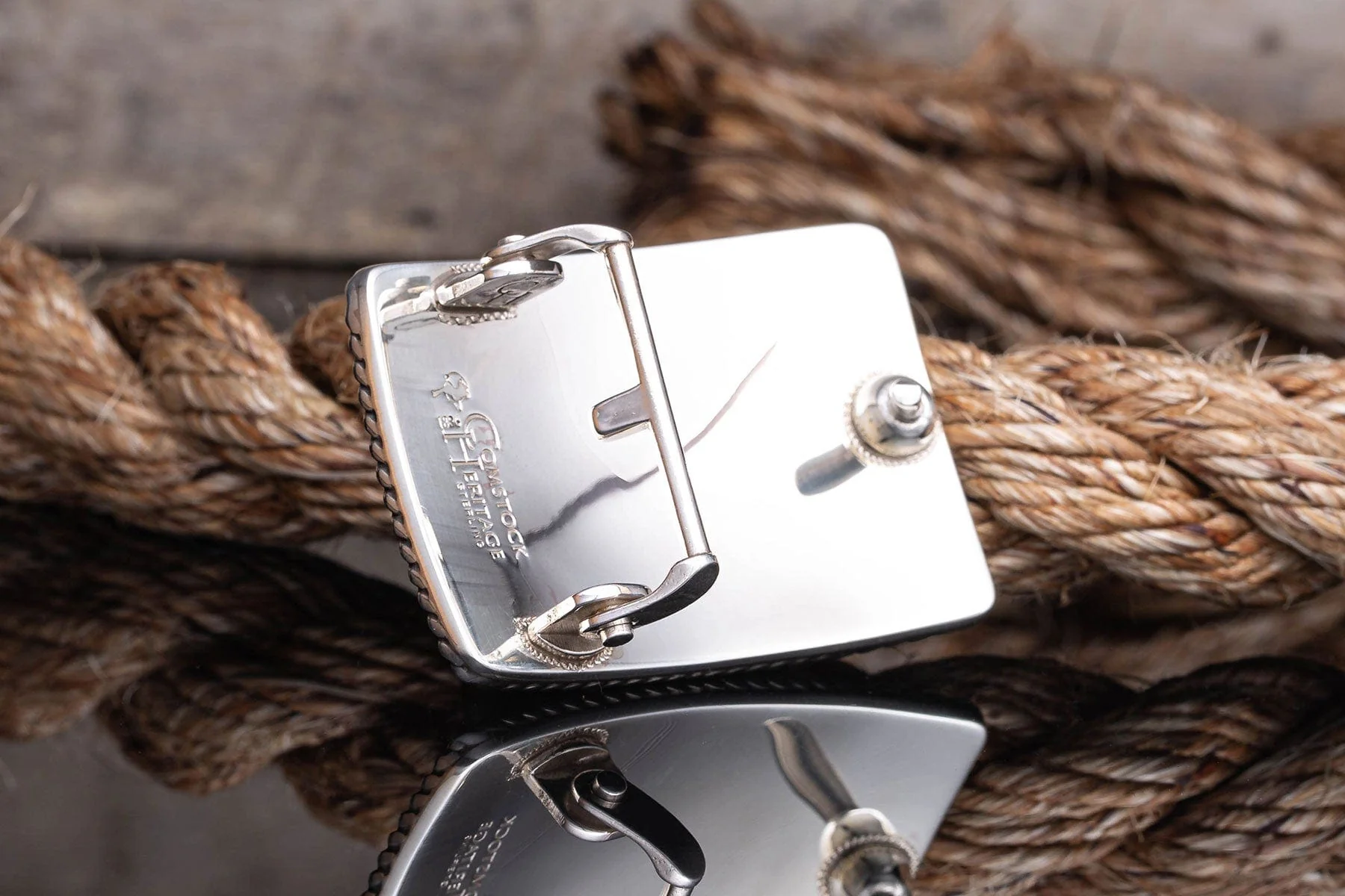 Tyson R Bronc Trophy Buckle - Image 3