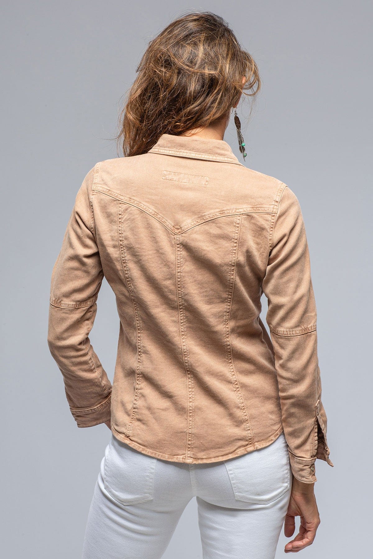Yarmony Linen-Cotton Snap Shirt In Canella - Image 3