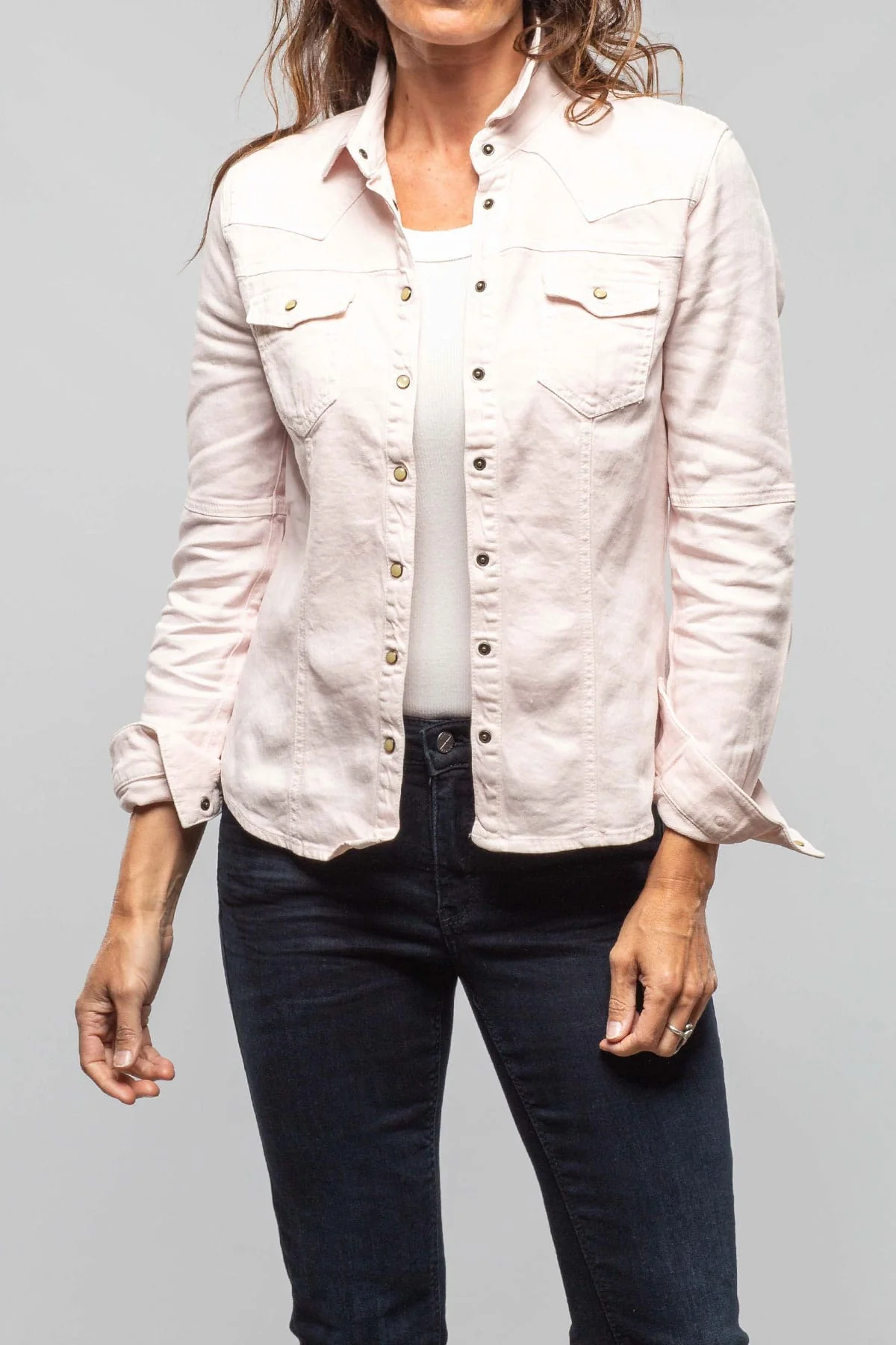 Yarmony Linen-Cotton Snap Shirt In Lotus Pink - Image 3