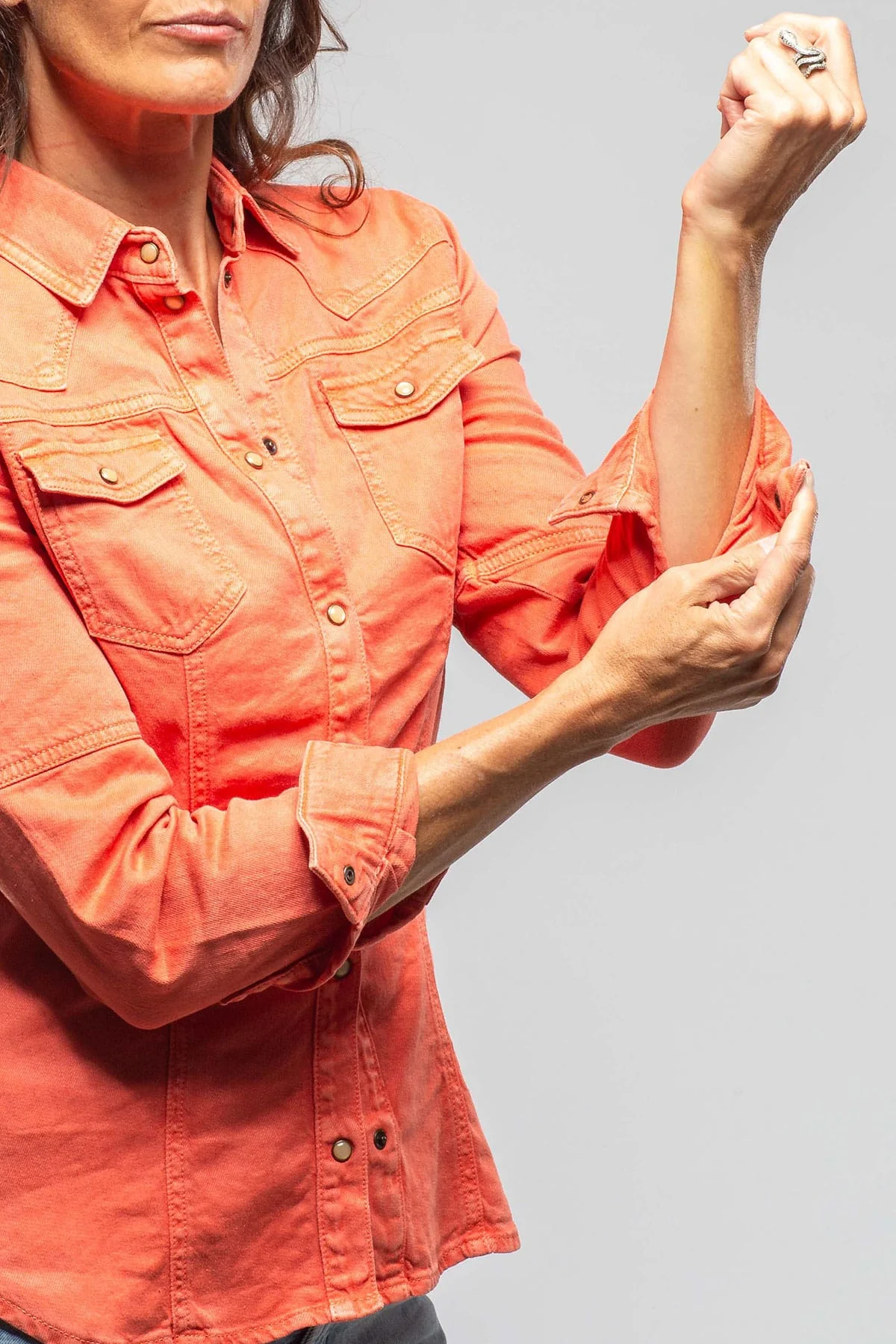 Yarmony Linen-Cotton Snap Shirt In Tropicale - Image 4