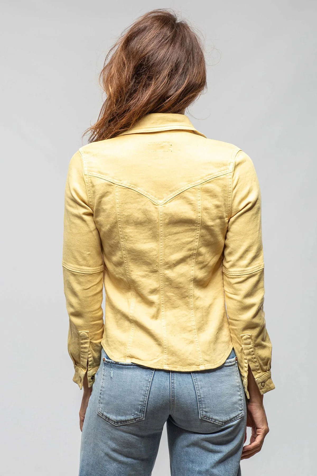 Yarmony Linen-Cotton Snap Shirt In Limone - Image 6